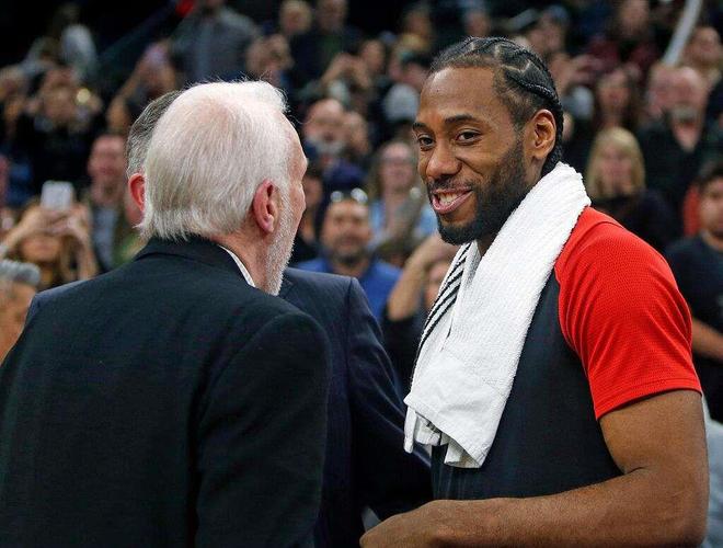 自吉鲁以来，姆巴佩是首位欧冠上演大四喜的法国球员（姆巴佩成为继吉鲁之后首位在欧冠上演大四喜的法国球员）