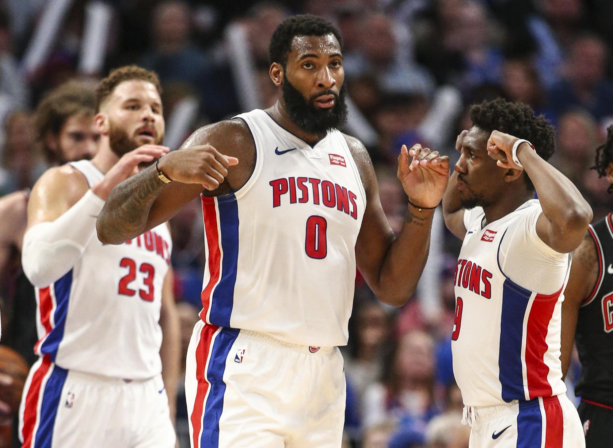 马绩效：年轻球员应以C罗为榜样，梅西是天才不需要过多训练（马绩效：年轻球员应向C罗看齐，梅西天赋卓绝无需过度训练）