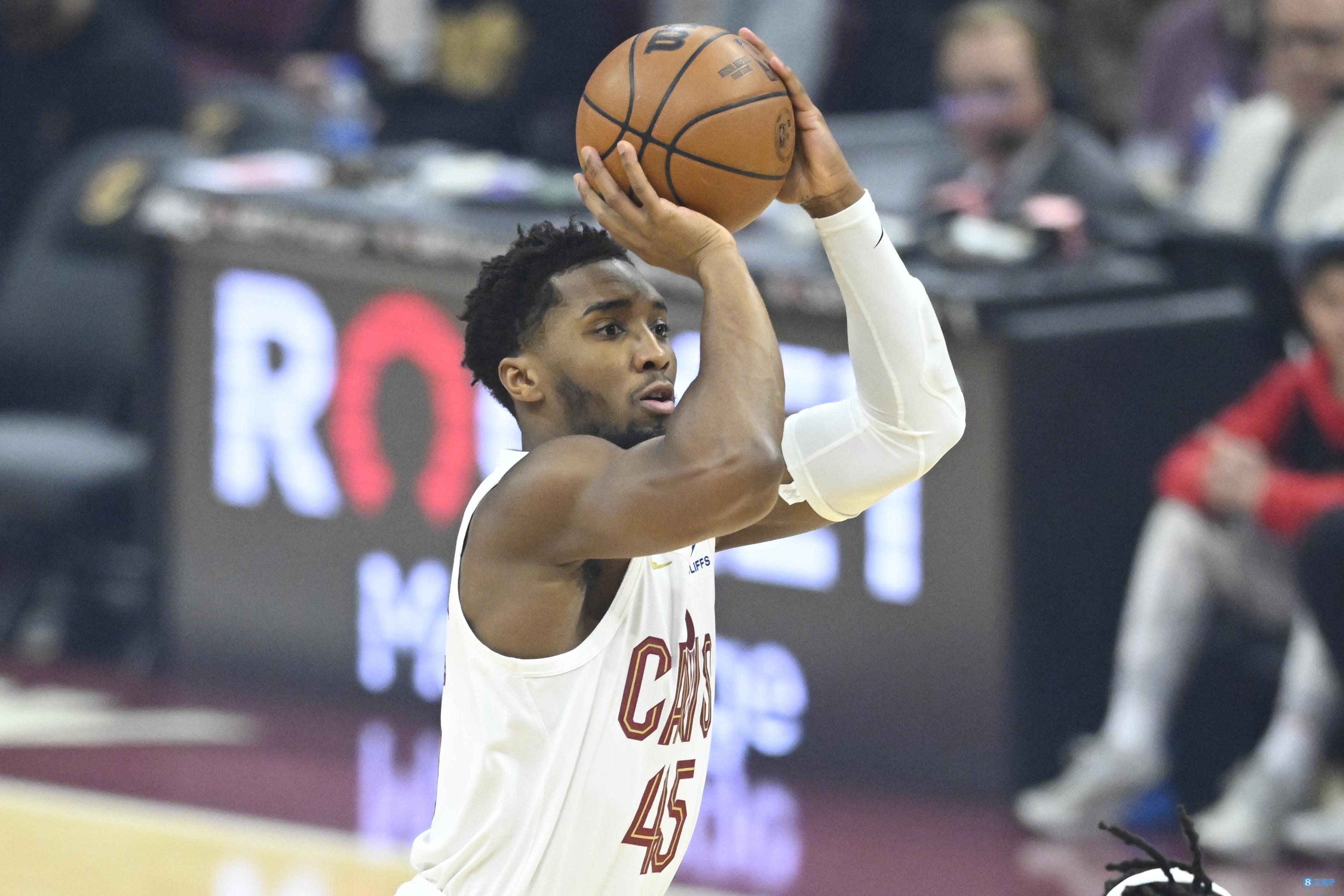 NBA战报：阿门31分，火箭117-98轻取太阳（阿门砍31分，火箭117-98大胜太阳）