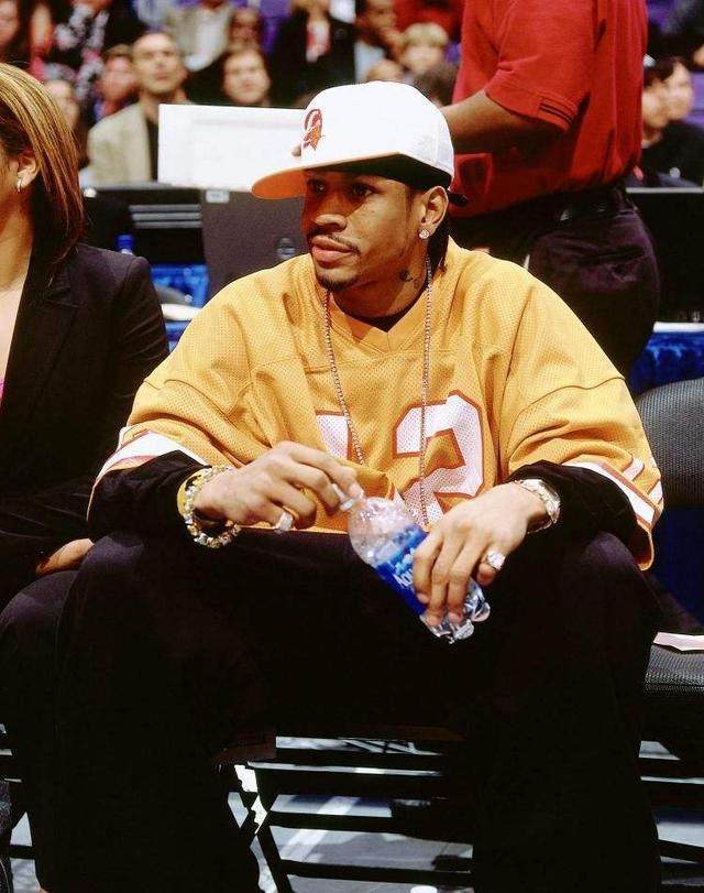 足协举办年度教练研修班，亚欧足球专家进行主题分享（足协举行年度教练研修班，亚欧足球专家带来主题演讲）