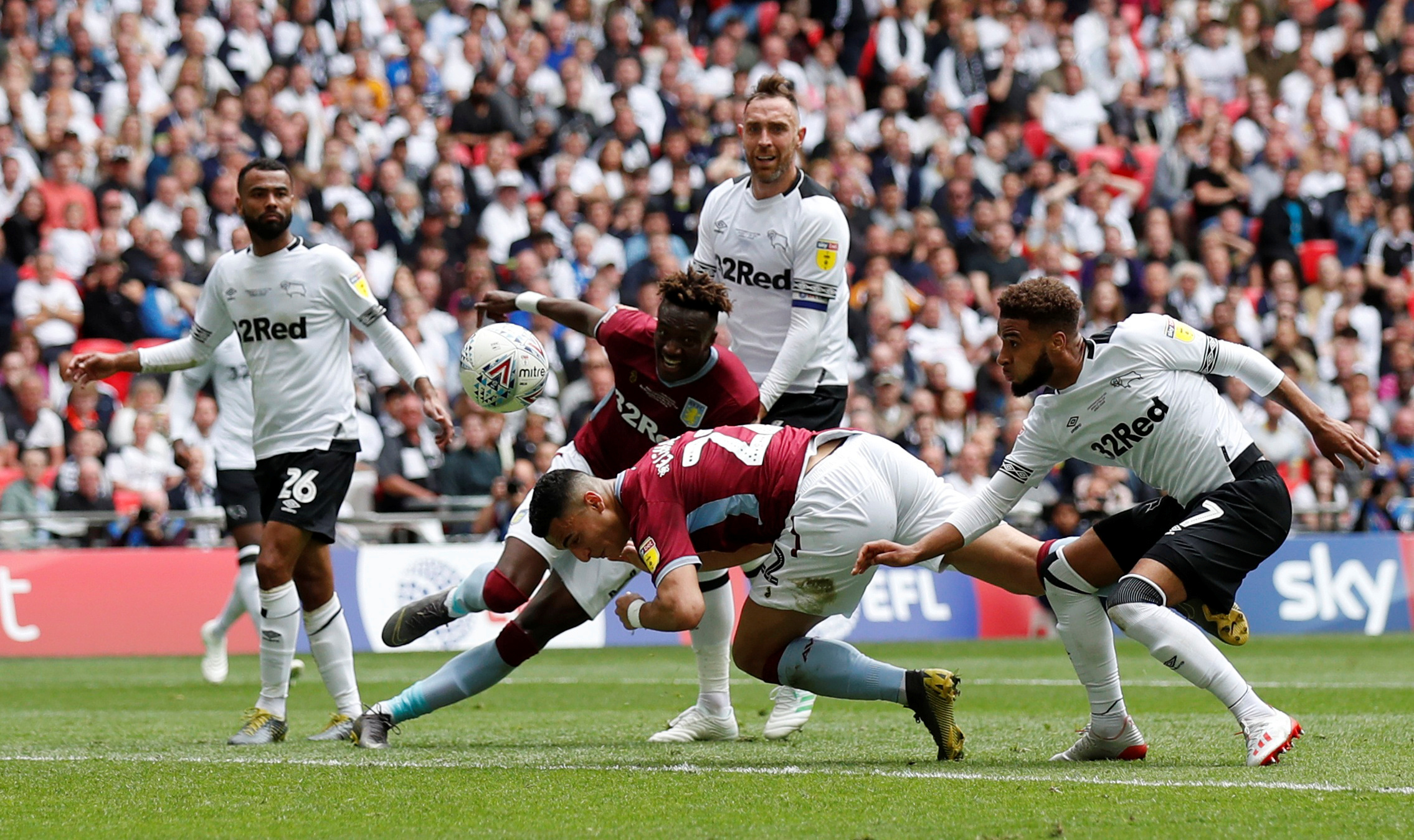 皮亚斯特里：在这一年中学到了很多，诺里斯的冠军实至名归（皮亚斯特里：这一年收获良多，诺里斯夺冠名副其实）