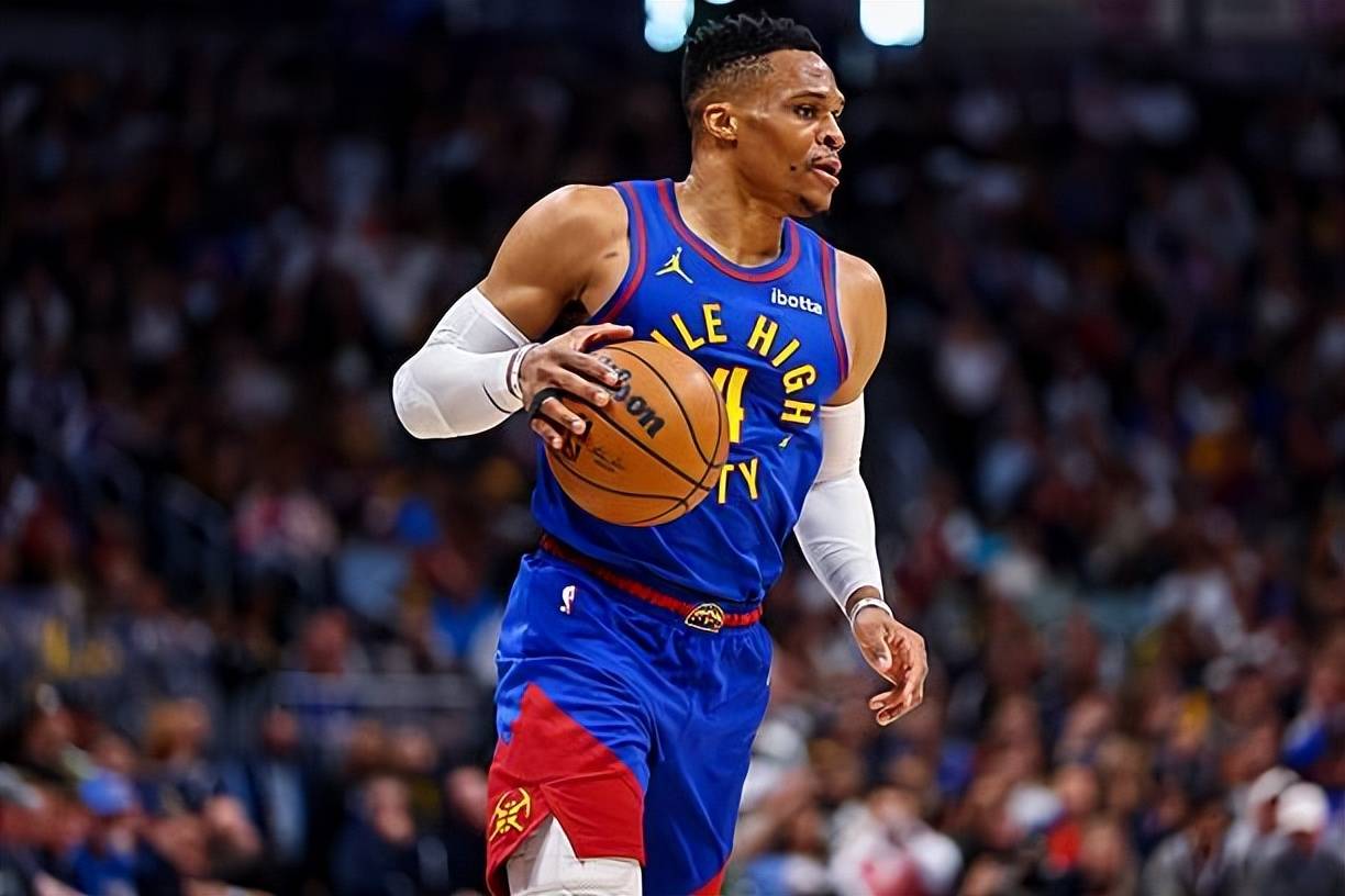 科贝记者：亚马尔预计下周二恢复合练，目标100%状态出战毕包（科贝电台：亚马尔预计下周二恢复合练，力争以100%状态出战毕包）